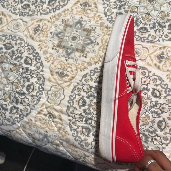 Vans - Picture 4 of 8